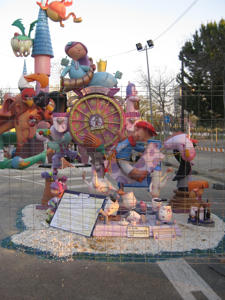 Totfalles: Av. Maestro Rodrigo-General Avilés